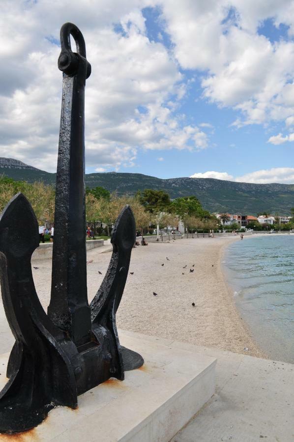 Apartmani Ujakovic Kaštela Zewnętrze zdjęcie